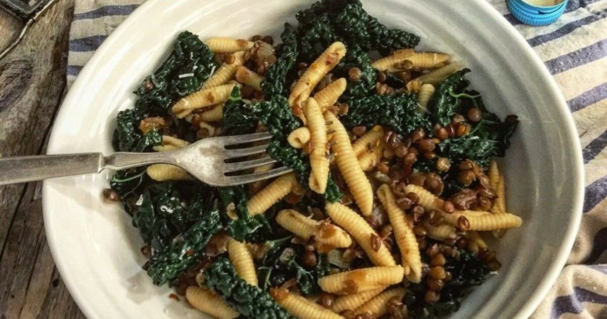 Black Lentils With Kale and Pasta | Speaking of Women’s Health