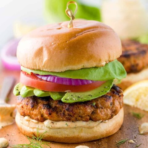 Grilled salmon burgers